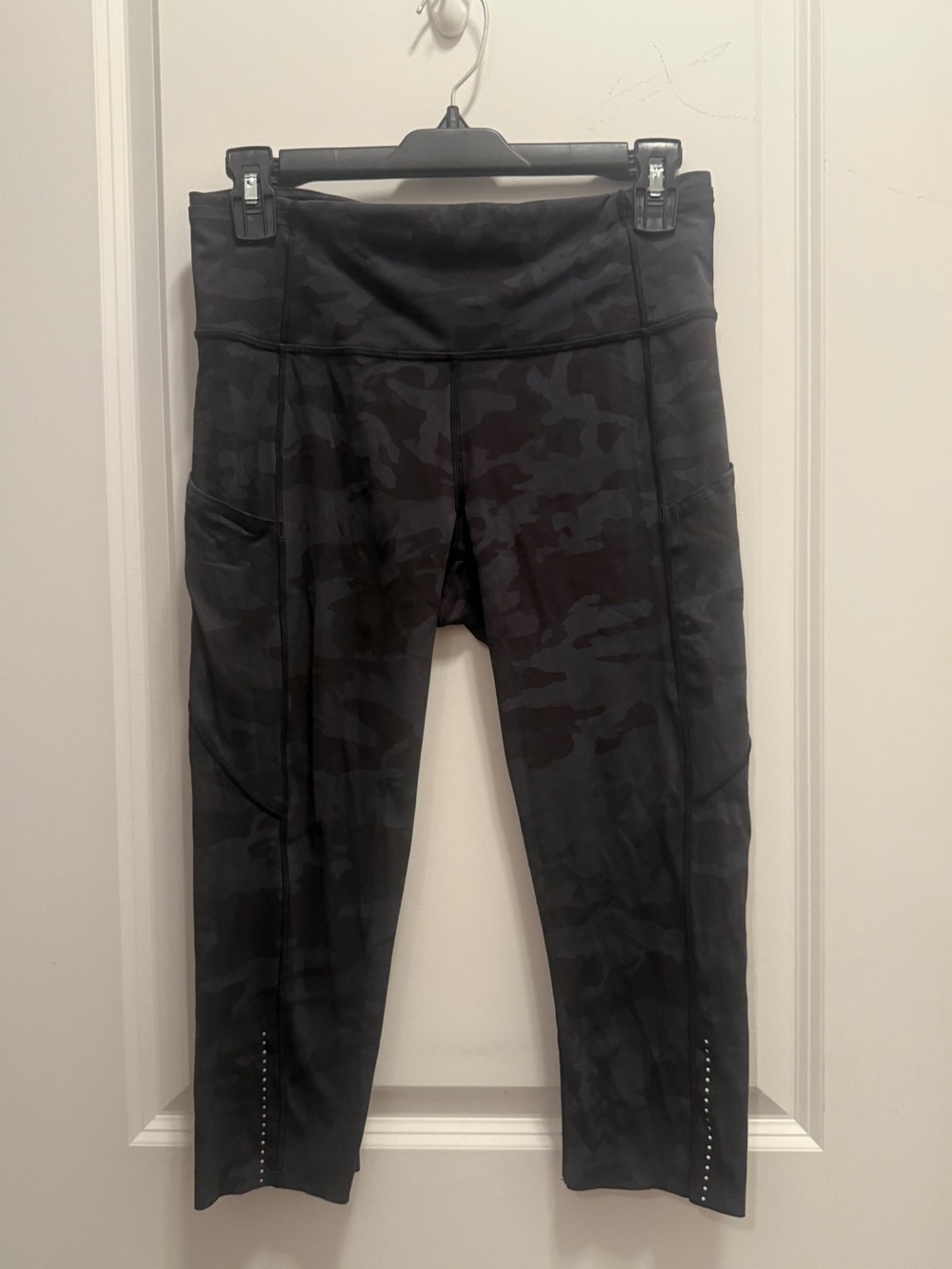 lululemon athletica Black Camo Capri Leggings with Side Pockets